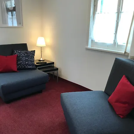 Hohe Schule Konukevi 3*