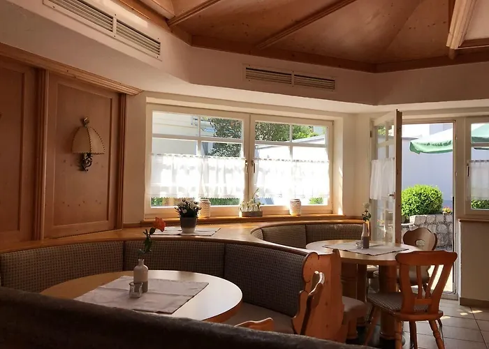 Hohe Schule Гостевой дом Bad Ueberkingen