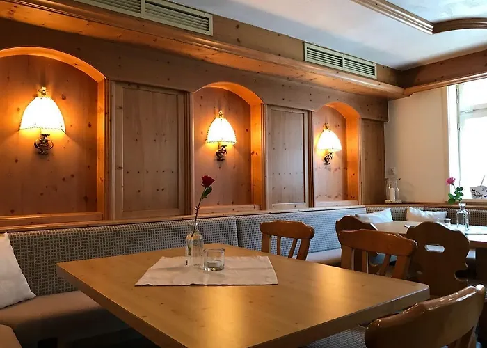 Гостевой дом Hohe Schule Bad Ueberkingen